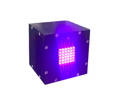 Réseau de LED UV 27 x 28 mm avec refroidissement par ventilateur pour convoyeurs à LED UV