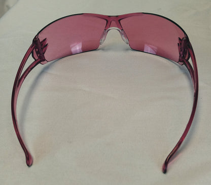 Lunettes de sécurité enveloppantes pour la protection UV